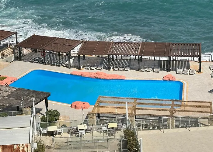 Blue Horizon Qawra - Sunrise & Jacuzzi